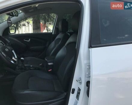 Білий Хендай іх35, об'ємом двигуна 1.7 л та пробігом 187 тис. км за 11850 $, фото 63 на Automoto.ua