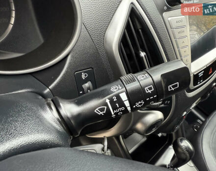 Білий Хендай іх35, об'ємом двигуна 2 л та пробігом 180 тис. км за 16300 $, фото 96 на Automoto.ua