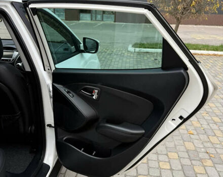 Білий Хендай іх35, об'ємом двигуна 2 л та пробігом 180 тис. км за 16300 $, фото 67 на Automoto.ua