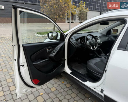 Білий Хендай іх35, об'ємом двигуна 2 л та пробігом 180 тис. км за 16300 $, фото 86 на Automoto.ua