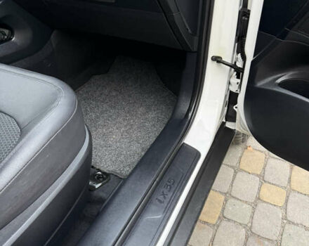 Білий Хендай іх35, об'ємом двигуна 2 л та пробігом 180 тис. км за 16300 $, фото 61 на Automoto.ua