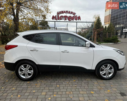 Білий Хендай іх35, об'ємом двигуна 2 л та пробігом 180 тис. км за 16300 $, фото 18 на Automoto.ua
