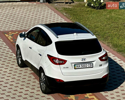 Білий Хендай іх35, об'ємом двигуна 2 л та пробігом 144 тис. км за 16000 $, фото 14 на Automoto.ua