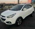 Белый Хендай их35, объемом двигателя 2 л и пробегом 126 тыс. км за 14500 $, фото 2 на Automoto.ua