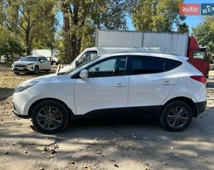 Білий Хендай іх35, об'ємом двигуна 2 л та пробігом 160 тис. км за 12500 $, фото 11 на Automoto.ua