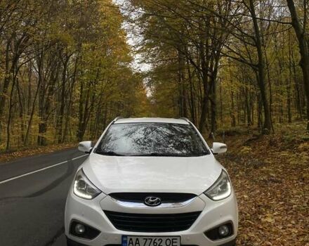 Хендай их35 2013 в Львове на Automoto.ua Белый Хендай их35, объемом двигателя 2 л и пробегом 297 тыс. км за 10800 $, фото 1 на Automoto.ua