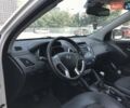 Белый Хендай их35, объемом двигателя 1.7 л и пробегом 187 тыс. км за 11985 $, фото 36 на Automoto.ua