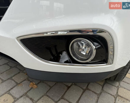 Білий Хендай іх35, об'ємом двигуна 2 л та пробігом 180 тис. км за 16300 $, фото 30 на Automoto.ua