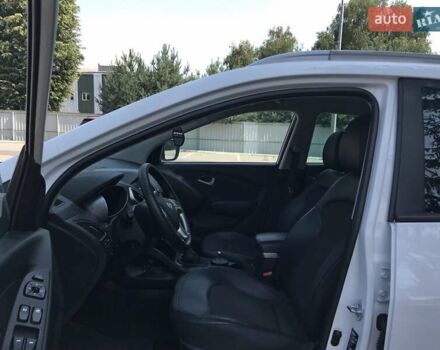 Білий Хендай іх35, об'ємом двигуна 1.7 л та пробігом 187 тис. км за 11850 $, фото 28 на Automoto.ua