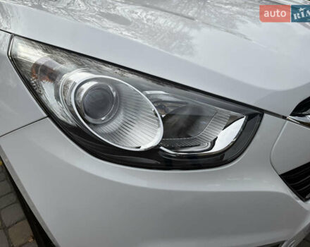 Білий Хендай іх35, об'ємом двигуна 2 л та пробігом 180 тис. км за 16300 $, фото 33 на Automoto.ua