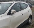 Білий Хендай іх35, об'ємом двигуна 2 л та пробігом 138 тис. км за 13500 $, фото 1 на Automoto.ua