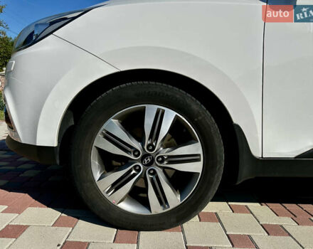 Білий Хендай іх35, об'ємом двигуна 2 л та пробігом 144 тис. км за 16000 $, фото 10 на Automoto.ua