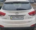 Білий Хендай іх35, об'ємом двигуна 2 л та пробігом 138 тис. км за 13500 $, фото 3 на Automoto.ua