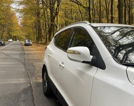 Хендай их35 2013 в Львове на Automoto.ua Белый Хендай их35, объемом двигателя 2 л и пробегом 297 тыс. км за 10800 $, фото 13 на Automoto.ua