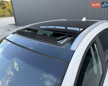 Белый Хендай их35, объемом двигателя 2 л и пробегом 182 тыс. км за 16699 $, фото 52 на Automoto.ua