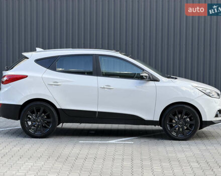 Белый Хендай их35, объемом двигателя 2 л и пробегом 182 тыс. км за 16699 $, фото 14 на Automoto.ua