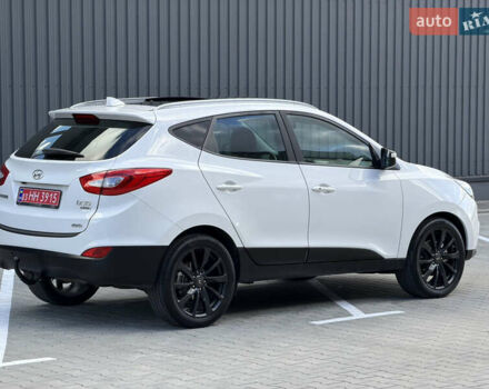 Белый Хендай их35, объемом двигателя 2 л и пробегом 182 тыс. км за 16699 $, фото 13 на Automoto.ua