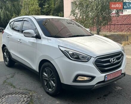 Білий Хендай іх35, об'ємом двигуна 2 л та пробігом 170 тис. км за 14750 $, фото 6 на Automoto.ua