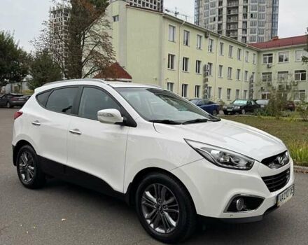 Білий Хендай іх35, об'ємом двигуна 2 л та пробігом 108 тис. км за 15888 $, фото 5 на Automoto.ua