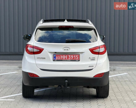 Белый Хендай их35, объемом двигателя 2 л и пробегом 182 тыс. км за 16699 $, фото 11 на Automoto.ua