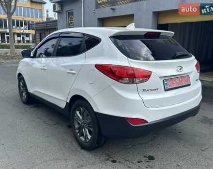 Білий Хендай іх35, об'ємом двигуна 2 л та пробігом 170 тис. км за 14750 $, фото 5 на Automoto.ua