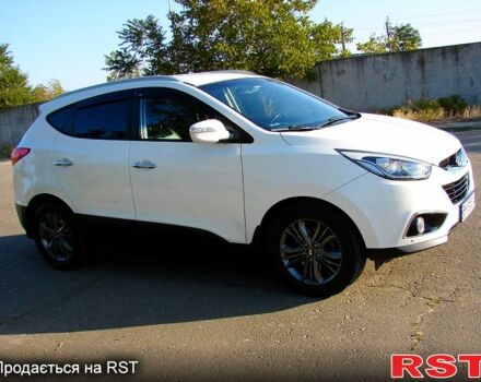 Білий Хендай іх35, об'ємом двигуна 2 л та пробігом 128 тис. км за 16000 $, фото 2 на Automoto.ua