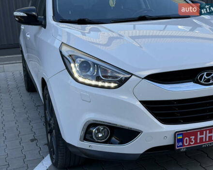 Белый Хендай их35, объемом двигателя 2 л и пробегом 182 тыс. км за 16699 $, фото 64 на Automoto.ua