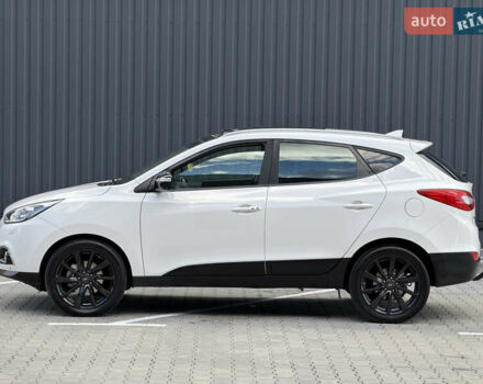 Белый Хендай их35, объемом двигателя 2 л и пробегом 182 тыс. км за 16699 $, фото 8 на Automoto.ua