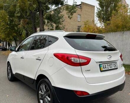 Білий Хендай іх35, об'ємом двигуна 2 л та пробігом 108 тис. км за 15888 $, фото 11 на Automoto.ua