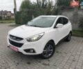Белый Хендай их35, объемом двигателя 2 л и пробегом 234 тыс. км за 14950 $, фото 3 на Automoto.ua