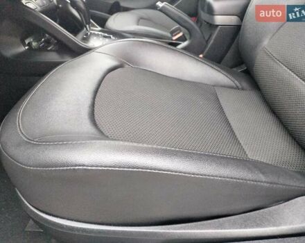 Белый Хендай их35, объемом двигателя 2 л и пробегом 234 тыс. км за 14950 $, фото 75 на Automoto.ua