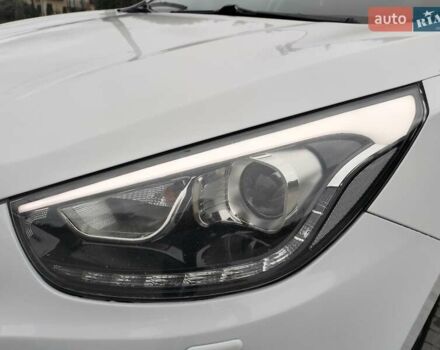 Белый Хендай их35, объемом двигателя 2 л и пробегом 234 тыс. км за 14950 $, фото 37 на Automoto.ua