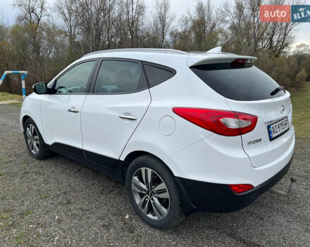 Білий Хендай іх35, об'ємом двигуна 2 л та пробігом 236 тис. км за 16000 $, фото 3 на Automoto.ua