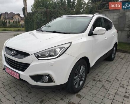 Белый Хендай их35, объемом двигателя 2 л и пробегом 234 тыс. км за 14950 $, фото 10 на Automoto.ua