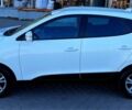 Белый Хендай их35, объемом двигателя 2 л и пробегом 200 тыс. км за 14800 $, фото 5 на Automoto.ua