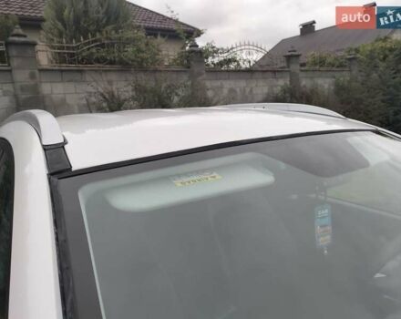 Белый Хендай их35, объемом двигателя 2 л и пробегом 234 тыс. км за 14950 $, фото 35 на Automoto.ua