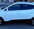 Белый Хендай их35, объемом двигателя 2 л и пробегом 200 тыс. км за 14500 $, фото 36 на Automoto.ua