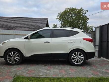 Хендай их35 2010 в Кропивницком (Кировограде) на Automoto.ua Белый Хендай их35, объемом двигателя 2.4 л и пробегом 205 тыс. км за 12500 $, фото 1 на Automoto.ua