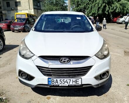 Білий Хендай іх35, об'ємом двигуна 2 л та пробігом 200 тис. км за 4850 $, фото 1 на Automoto.ua