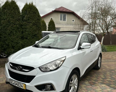 Білий Хендай іх35, об'ємом двигуна 2 л та пробігом 218 тис. км за 10400 $, фото 1 на Automoto.ua