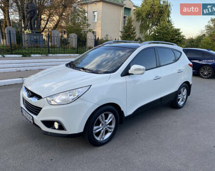Білий Хендай іх35, об'ємом двигуна 2 л та пробігом 180 тис. км за 11300 $, фото 1 на Automoto.ua