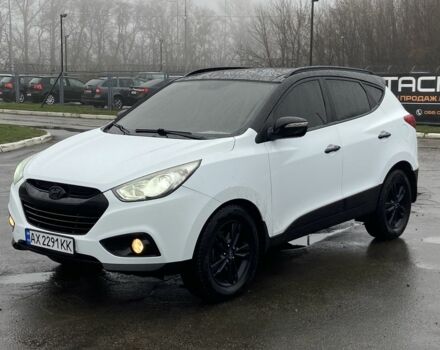 Белый Хендай их35, объемом двигателя 2 л и пробегом 182 тыс. км за 11999 $, фото 1 на Automoto.ua