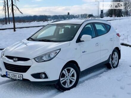 Хендай іх35 2011 у Стрые на Automoto.ua Білий Хендай іх35, об'ємом двигуна 1.7 л та пробігом 178 тис. км за 10999 $, фото 1 на Automoto.ua
