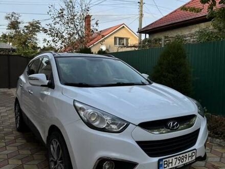 Хендай их35 2011 в Овидиополе на Automoto.ua Белый Хендай их35, объемом двигателя 2 л и пробегом 132 тыс. км за 12000 $, фото 1 на Automoto.ua