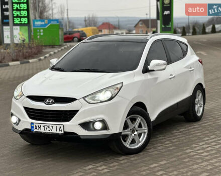 Білий Хендай іх35, об'ємом двигуна 2 л та пробігом 202 тис. км за 12999 $, фото 1 на Automoto.ua