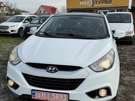 Білий Хендай іх35, об'ємом двигуна 2 л та пробігом 235 тис. км за 10999 $, фото 1 на Automoto.ua