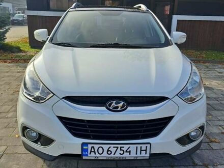 Хендай іх35 2011 у Тячеве на Automoto.ua Білий Хендай іх35, об'ємом двигуна 2 л та пробігом 119 тис. км за 12600 $, фото 1 на Automoto.ua