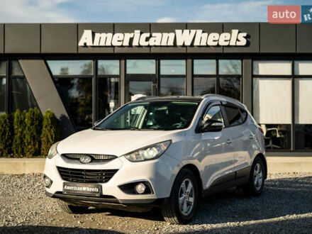 Хендай их35 2011 в Черновцах на Automoto.ua Белый Хендай их35, объемом двигателя 2 л и пробегом 300 тыс. км за 12900 $, фото 1 на Automoto.ua