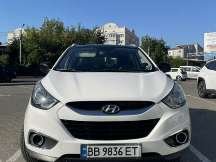 Білий Хендай іх35, об'ємом двигуна 1.7 л та пробігом 198 тис. км за 12500 $, фото 1 на Automoto.ua