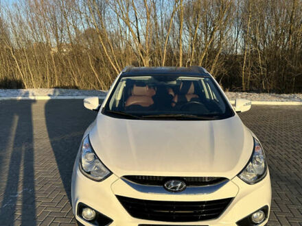 Білий Хендай іх35, об'ємом двигуна 0 л та пробігом 147 тис. км за 12500 $, фото 1 на Automoto.ua